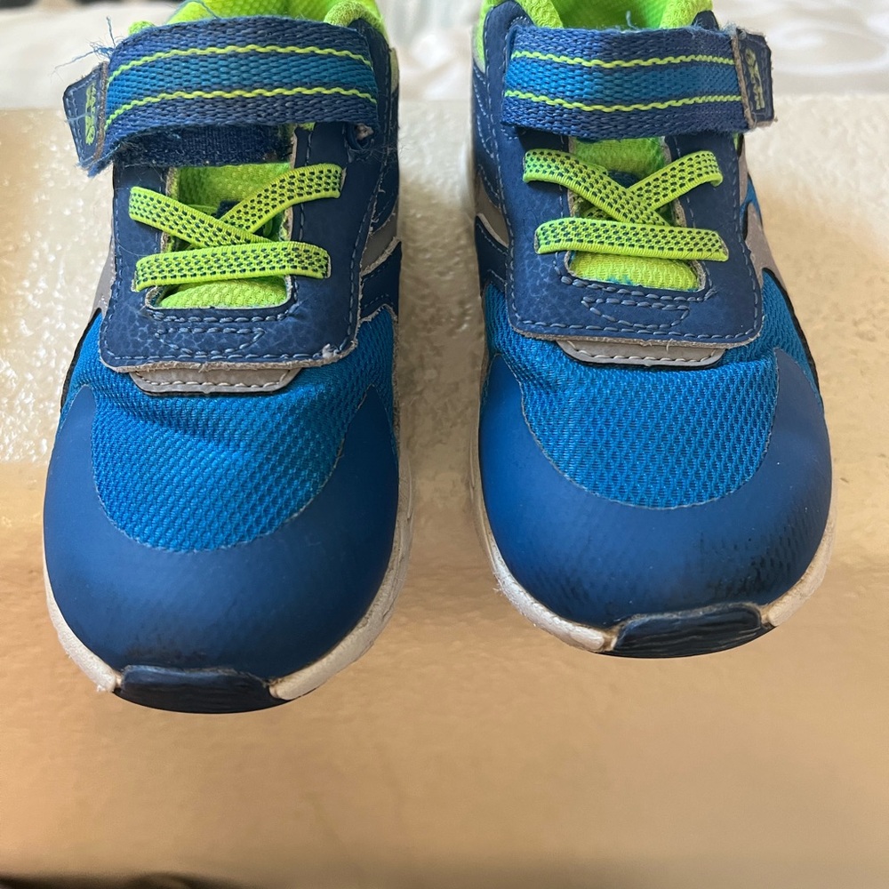 Stride Rite Kids Sneakers in Blue and Lime